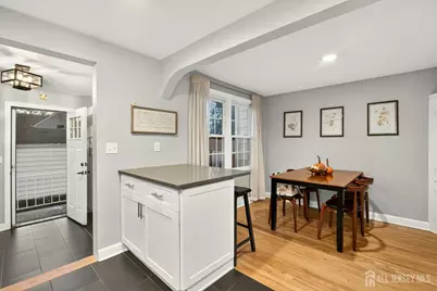 201 Arbor Street, Cranford Township, NJ 07016 - Photo 10
