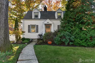 201 Arbor Street, Cranford Township, NJ 07016 - Photo 2