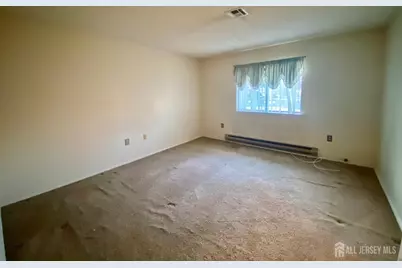 614 Lemington Plaza #B, Monroe Township, NJ 08831 - Photo 16
