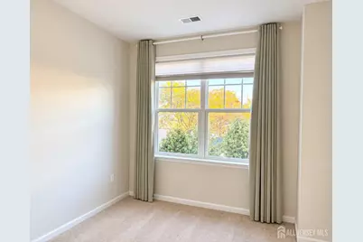 1103 Greenland Square, Highland Park, NJ 08904 - Photo 8