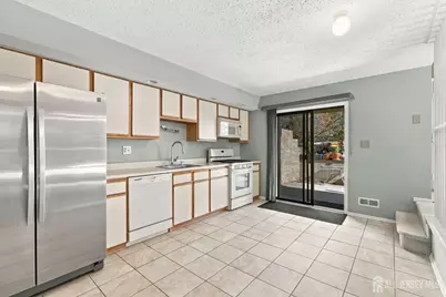 19 Sherborne Street, Franklin Township, NJ 08873 - Photo 18