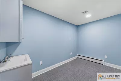 333 Spotswood Englishtown Road, Monroe Township, NJ 08831 - Photo 8