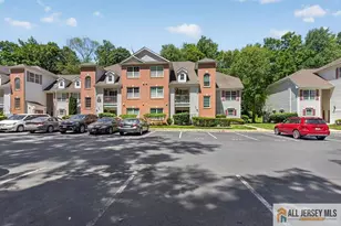 1111 Morning Glory Dr, Monroe Township, NJ 08831 - Photo 2