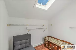 21 Louis Ave, Middlesex, NJ 08846 - Photo 16