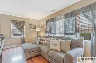 21 Louis Ave, Middlesex, NJ 08846 - Photo 12