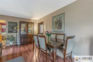 21 Louis Ave, Middlesex, NJ 08846 - Photo 8