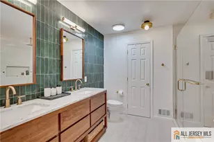 403 Somerset Ct, South Brunswick Township, NJ 08540 - Photo 24