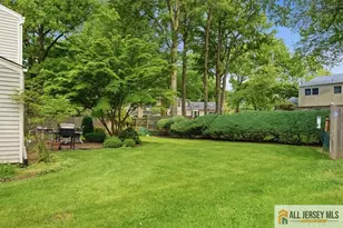 46 Lynnwood Rd, Edison, NJ 08820 - Photo 40