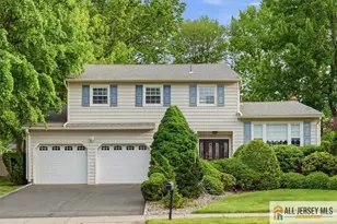46 Lynnwood Rd, Edison, NJ 08820 - Photo 2