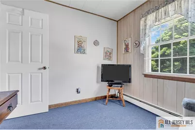 11 Richmond Road, Edison, NJ 08817 - Photo 12