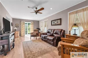 13 Betsy Ross Dr, Monroe Township, NJ 08831 - Photo 14