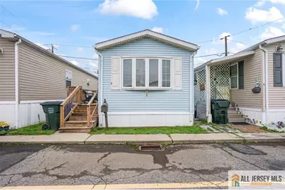 4 Jessie Lane, Avenel, NJ 07001 - Photo 2