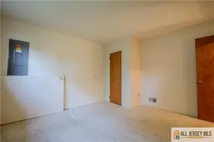 8 Windy Hill Rd, Metuchen, NJ 08840 - Photo 34
