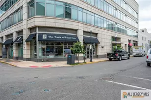 1 Spring St, New Brunswick, NJ 08901 - Photo 2