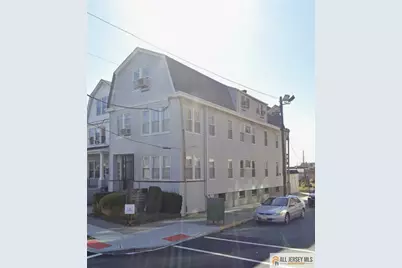 471 Lawrie Street, Perth Amboy, NJ 08861 - Photo 2