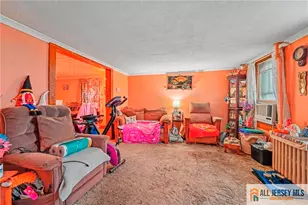 531 Penn St, Perth Amboy, NJ 08861 - Photo 2