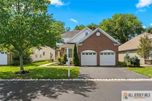 95 Crescent Way, Monroe Township, NJ 08831 - Photo 2