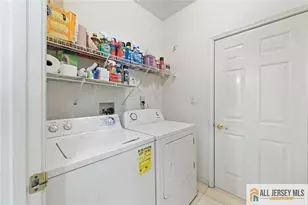 95 Crescent Way, Monroe Township, NJ 08831 - Photo 32