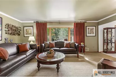 4 Van Loan Avenue, Sayreville, NJ 08872 - Photo 4