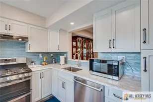 254 Teasdale Pl, Morganville, NJ 07751 - Photo 6