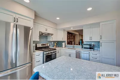 [Address not provided], Morganville, NJ 07751 - Photo 4