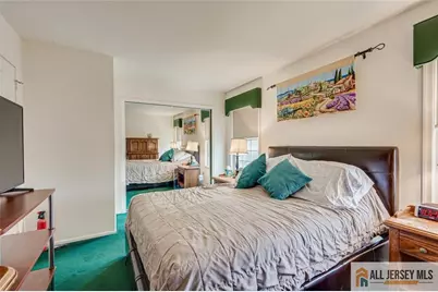 [Address not provided], Morganville, NJ 07751 - Photo 18