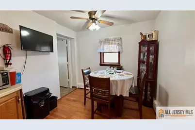 [Address not provided], Woodbridge Township, NJ 07095 - Photo 14