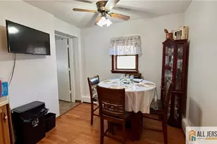 70 Spring St, Woodbridge Township, NJ 07095 - Photo 14