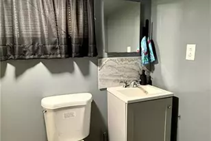 70 Spring St, Woodbridge Township, NJ 07095 - Photo 26
