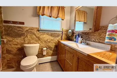 [Address not provided], Woodbridge Township, NJ 07095 - Photo 10