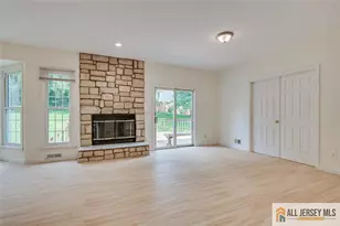 60 Essex Dr, South Brunswick Township, NJ 08852 - Photo 12