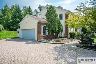 60 Essex Dr, South Brunswick Township, NJ 08852 - Photo 2