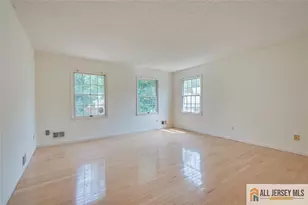 60 Essex Dr, South Brunswick Township, NJ 08852 - Photo 32