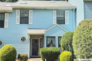 3606 Cricket Cir, Edison, NJ 08820 - Photo 22
