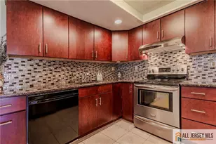 30 Larch Plaza, Monroe Township, NJ 08831 - Photo 6