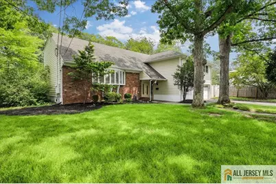 15 Moraine Road, Edison, NJ 08820 - Photo 2