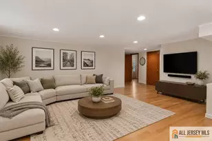 15 Moraine Rd, Edison, NJ 08820 - Photo 6