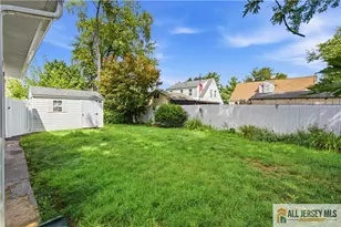 45 Foyer St, Edison, NJ 08817 - Photo 34