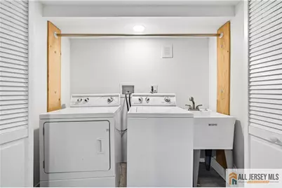 45 Foyer Street, Edison, NJ 08817 - Photo 32