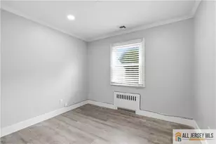 45 Foyer St, Edison, NJ 08817 - Photo 16