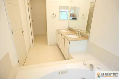 56 Coriander Drive, South Brunswick Township, NJ 08540 - Photo 16