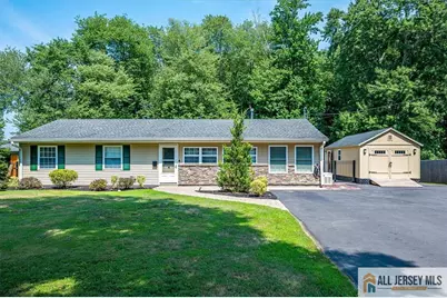 4 Halsey Road, South Brunswick Township, NJ 08824 - Photo 2