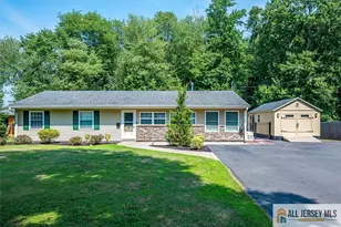 4 Halsey Rd, South Brunswick Township, NJ 08824 - Photo 2