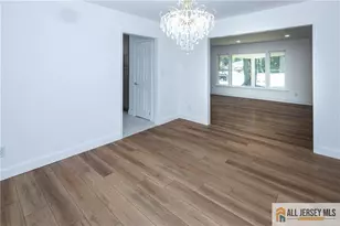 32 Ellmyer Rd, Edison, NJ 08820 - Photo 12