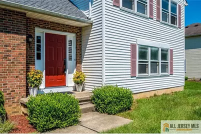 23 Amherst Way, West Windsor Township, NJ 08550 - Photo 2