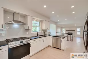 23 Amherst Way, West Windsor Township, NJ 08550 - Photo 12