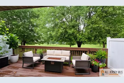 55 Pear Tree Lane, Franklin Township, NJ 08823 - Photo 8