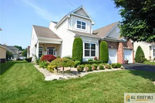 15 Mandrake Rd, Monroe Township, NJ 08831 - Photo 2