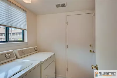 117 Kingsberry Drive, Franklin Township, NJ 08873 - Photo 20