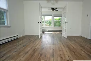 264 Middlebury Ln, Monroe Township, NJ 08831 - Photo 16